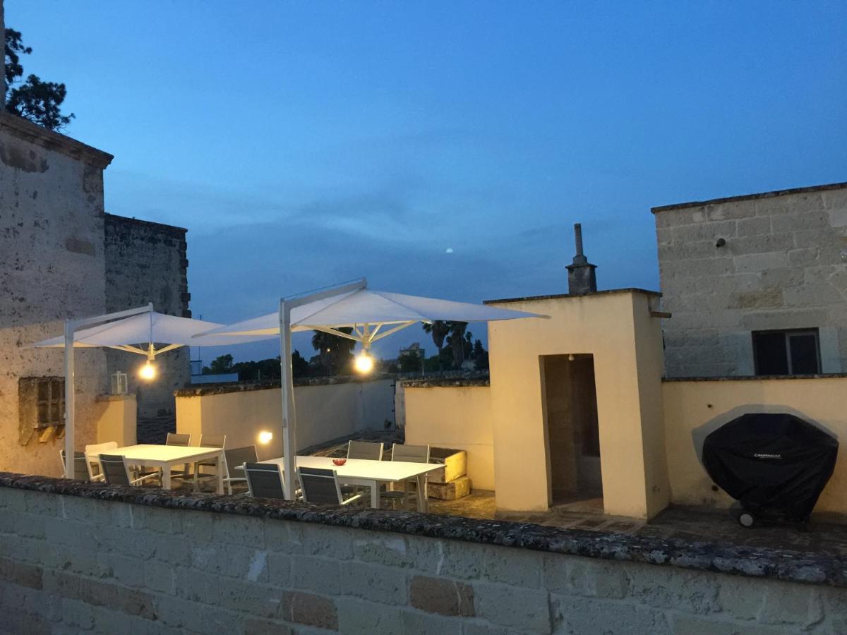 Palazzo De Carlo E Il Parco Dei 7 Pozzi Bed and Breakfast Lecce Exteriör bild