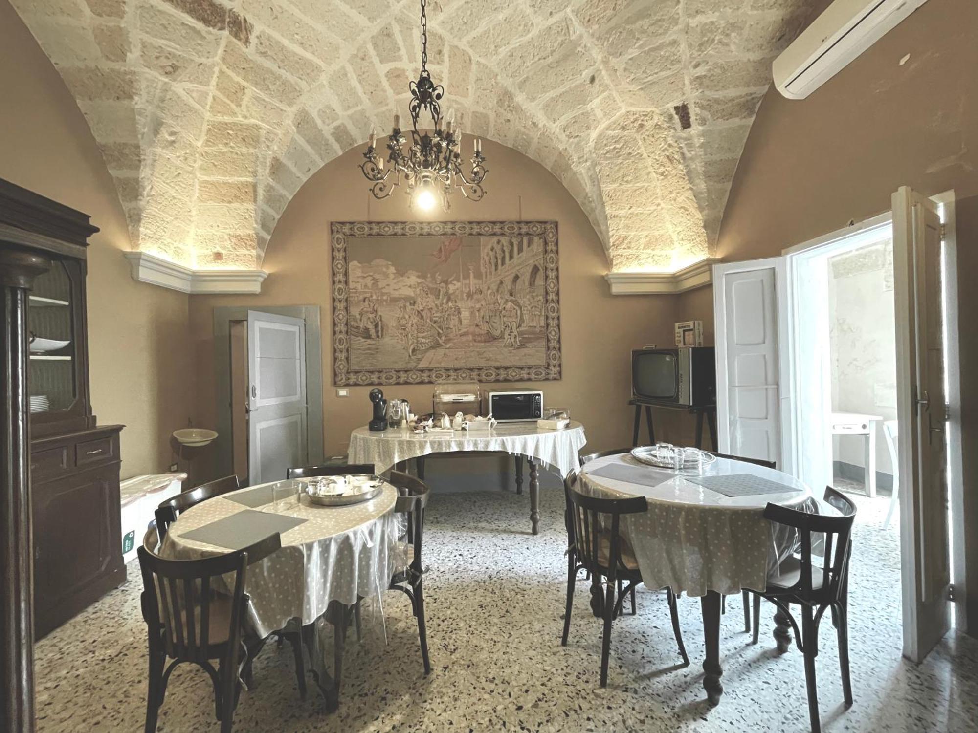 Palazzo De Carlo E Il Parco Dei 7 Pozzi Bed and Breakfast Lecce Exteriör bild